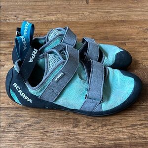 Scarpa Gray and Teal Athletic Shoes